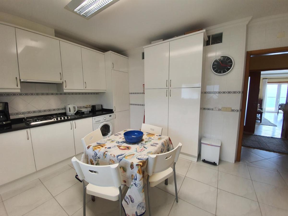 Nazare Apartamento Em Frente Ao Mar מראה חיצוני תמונה