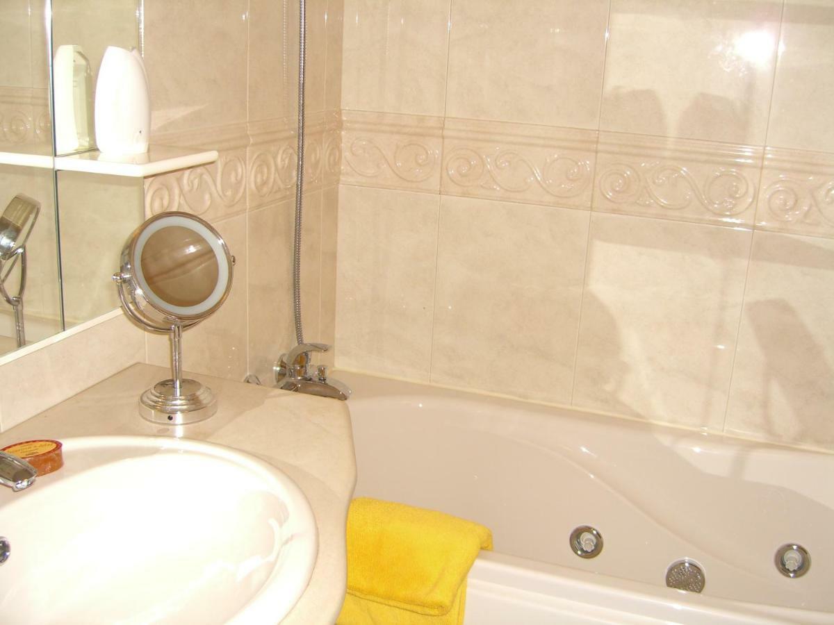 Nazare Apartamento Em Frente Ao Mar מראה חיצוני תמונה